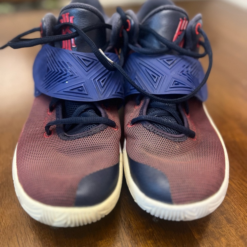 Kyrie Irvin low 3